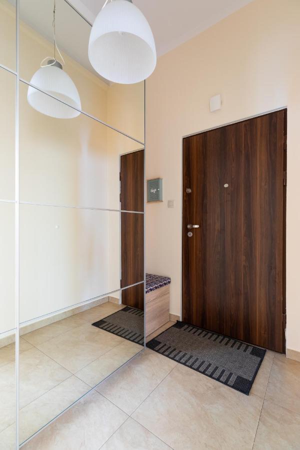 P&O Serviced Apartments Plac Konstytucji Warschau Exterior foto